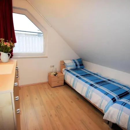 Stranddistel Links Mit Sauna Holiday home Boiensdorf