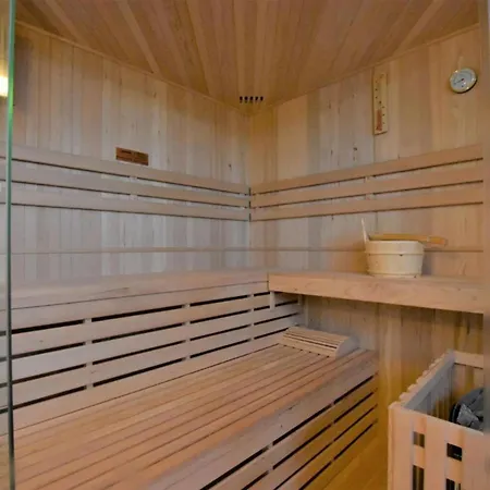 Holiday home Stranddistel Links Mit Sauna