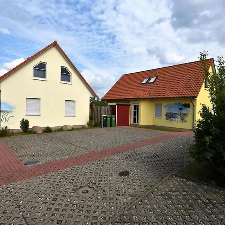 Stranddistel Links Mit Sauna Holiday home Boiensdorf