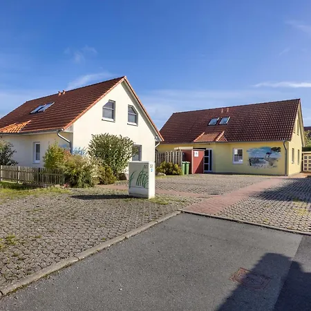 Stranddistel Links Mit Sauna Nyaraló