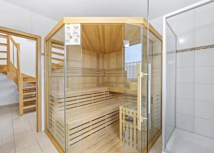 Stranddistel Links Mit Sauna